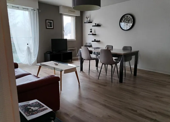 Superbe Appartement Centre Ville Saint Gregoire