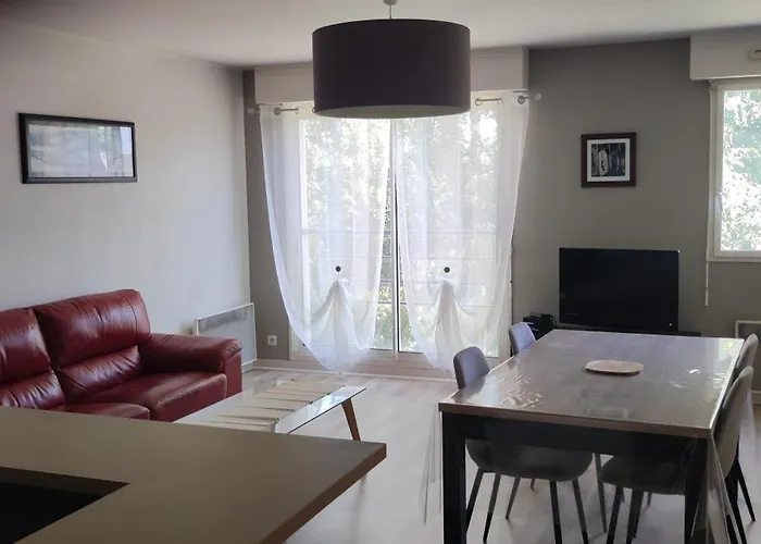 Superbe Appartement Centre Ville Saint Gregoire